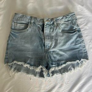 Light wash denim short shots